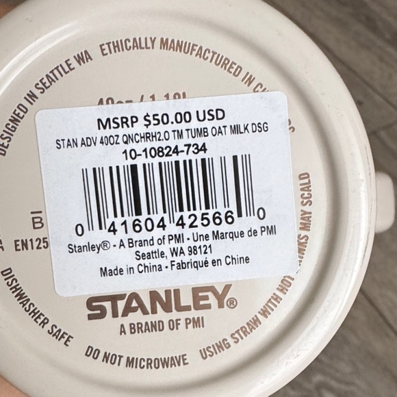 Stanley / Calia exclusive Cream Tumbler with Handle and Straw - Picture 6 of 7